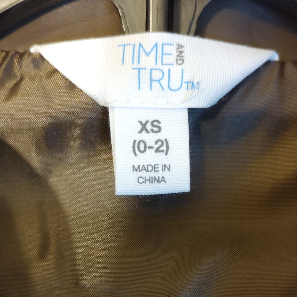 Time and Tru Brown Leather Jacket with Belt and Collar - Picture 3 of 6